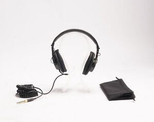 Sony MDR7506 Folding Professional Closed Ear Headphones