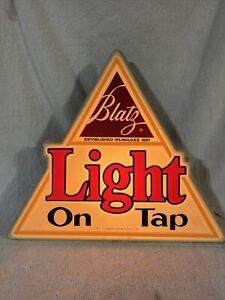 VINTAGE BLATZ LIGHT BEER ON TAP  PLASTIC SIGN 15 1/2