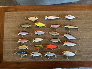 New ListingThin Fins fishing lures lot of 22 good condition