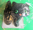 VINTAGE HALLMARK FLOCKED BLACK CAT GREEN EYES HALLOWEEN LAPEL PIN-6/24