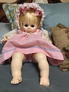 22 Inch Friend for Thumbelina/ Baby Dear: Madame Alexander Pussycat Doll
