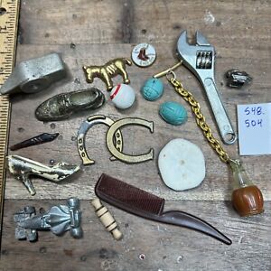miniature lot, small tools, figurines - mixed lot - free s&h - lot S48.504
