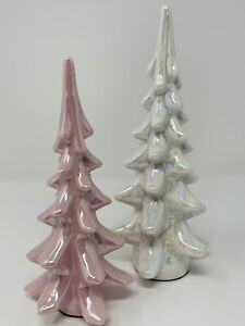 Vintage MCM ENESCO Ceramic Iridescent Pearl CHRISTMAS TREES Pink, White 7”