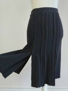 NWT size 2 BLUMARINE Made in Italy Black Panel Slit-Flapper 23