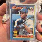 New Listing1990 TOPPS Ken Griffey Jr ROOKIE ERROR CARD, #336 - BRIGHT RED Bloody Scar RARE