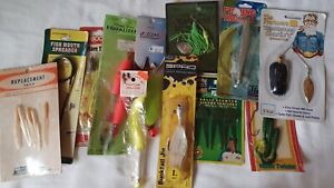 Vintage Fishing Lure Variety Lot  New In Package 12 Piece