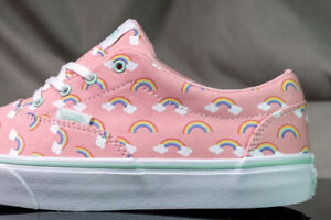 VANS DOHENY RAINBOWS shoes for girls NEW & AUTHENTIC size (YOUTH) 6