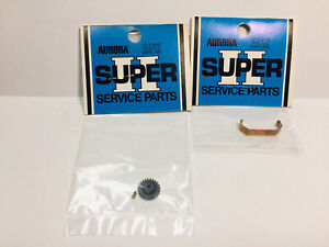 AURORA AFX SUPER II CLUSTER GEAR & SHAFT / PLATED GEAR CLAMP~ NEW~ in packages