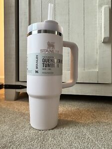 Stanley 30 oz. Quencher H2.0 FlowState Tumbler - Quartz Pink. New. Never Used.