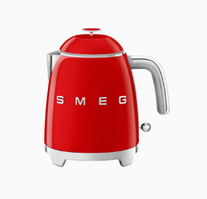 Smeg Mini Kettle 0.8L - 50's Retro Style - Red - 1400W -Designed in Italy