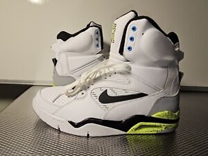 Nike Air Command Force Vintage Retro Pump Billy Hoyle 684715-100 High Sneakers