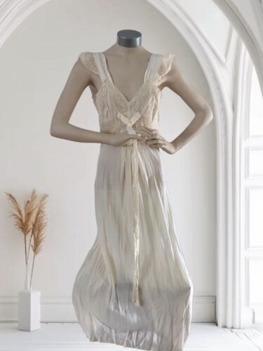 Vtg 1930-40’s Seamprufe Bur-Mil Lace Bias Cut Lingerie Dress Bride Nightgown 34