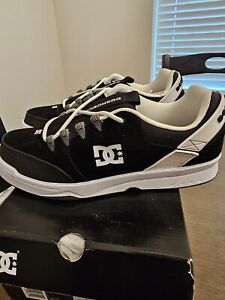 DC Syntax skateboarding skate shoes mens size 10 new with box black white