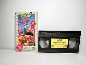 Sesame Street Sing Yourself Silly VHS 1990