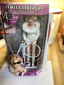 Pamela Anderson V.I.P. Vallery Irons Doll 2000 White Outfit