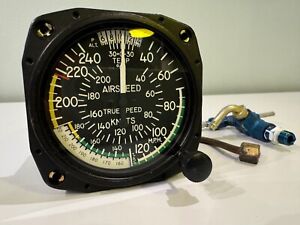 8125 Code: B.240 United Instruments True Airspeed Indicator Piper Lance PA32