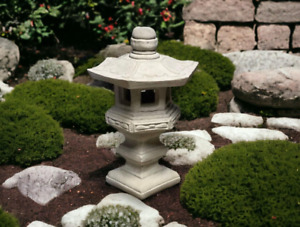 Asian Pagoda Statue Oriental Lantern Figure Outdoor Zen Garden Decoration 17