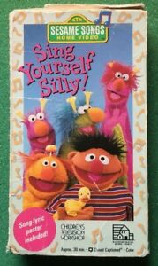 Sesame Street Sing Yourself Silly (VHS Videotape) VTG Rare OOP -- FREE DVD