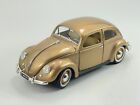 Maisto Diecast 1951 Volkswagen Beetle Bug Split Window Suspension 1:18 Gold