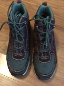 L.L. Bean Waterproof Hiking Boots Womens Size 8.5 Medium Tek 2.5 299640 VGUC