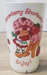 Vintage Strawberry Shortcake Deka American Greetings 1980 USA Made Plastic Cup
