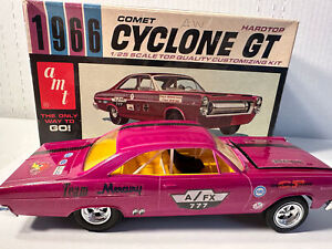 AMT 1966 Mercury Comet Cyclone Red 1/25 Scale Built Model With Original Box