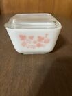 Vintage Pyrex Pink Gooseberry 501B Small Refrigerator Dish And Clear Glass Lid