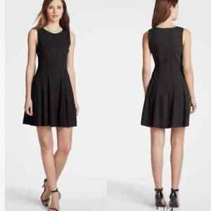 NEW Theory Size 6 Tilifi Fit and Flare Dress Black LBD Capsule Minimal