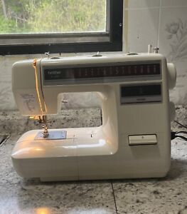 Brother Xl-3200 Sewing Machine