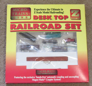 VTG Micro Trains Line Z Scale Desk Top Railroad Set N Y Central Engine , 5 Cars