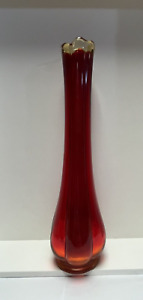 Vintage Red (Amberina) Art Glass Ribbed Swung Fingered Bud Vase 8” Tall
