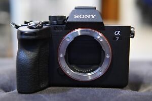 Sony Alpha a7 IV 33MP Mirrorless Camera - Black w/ Samyang AF 24/1.8 FE Lens