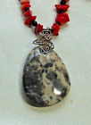 Vintage Artisan Genuine Coral Chip Bead Jasper Agate Stone Pendant Necklace L20