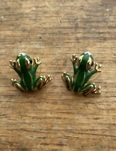 Cabochon Green Frog/Toad Stud Earrings