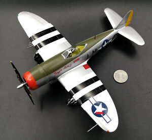 1/48  WWII USAF P-47D 'Roggie Meth II' Thunderbolt Fighter Plastic Model/new