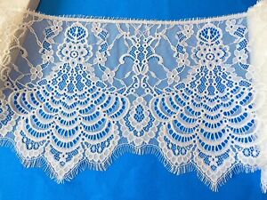 3 Yards Bright White Embroidered Eyelash Lace Trim/Sewing/Crafts/Bridal/10