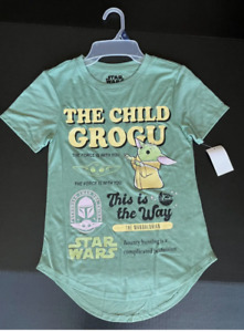 Lucas Film Star Wars The Mandalorian Child Grogu Women's Green Shirt Size M NEW