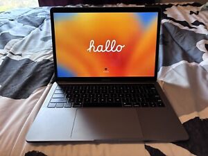 Apple MacBook Pro 13.3'' Laptop MR9Q2LL/A Silver 2018