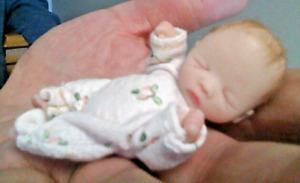 New ListingReborn Polymer Newborn Baby Doll Light Brown Hair Closed Eyes 3 Inches