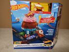 Hot Wheels City Downtown Ice Cream Swirl Includes 1 Car / Connect Expand Create
