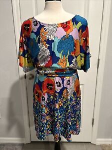 BCBG Max Azria Floral Dress Stretchy Women’s Size Medium Retail $240