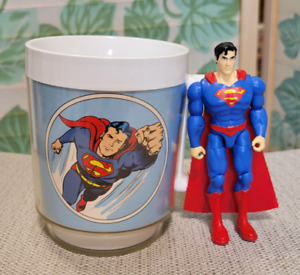 1974 Thermo-Serv Superman Mug 4