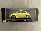 Vintage Maisto Special Edition Volkswagen New Beetle Yellow 1:18 Diecast Sealed