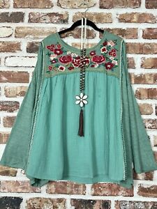 PLUS SIZE ANDREE BY UNIT EMBROIDERED BOHO FLORAL TUNIC TOP SAGE  1X 2X 3X