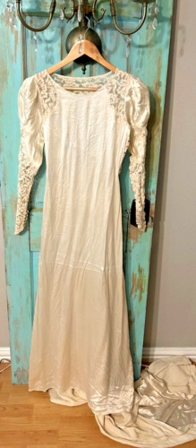 Antique 1920s/1930s Silk and Lace Wedding Dress - Flapper Style one of a kind