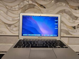 Apple MacBook Air MD711LL/A Intel Core i5-4250U Silver ()