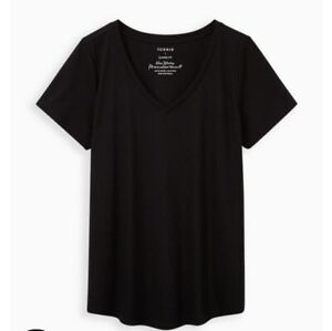Torrid Women's Plus Classic Fit V-neck Black T-Shirt Tee Blouse various sizes