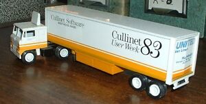 Cullinet Software Westwood, MA '83 United Van Lines Humboldt Winross Truck