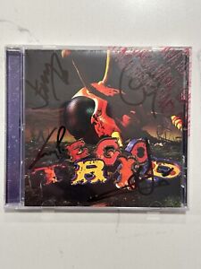Papa Roach - Ego Trip Signed Deluxe Edition /500 Copies With Guitar Pick Lmt Ed