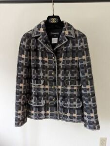 Chanel Fall 2005 Plaid Tweed Jacket With CC Buttons Women's Size FR36